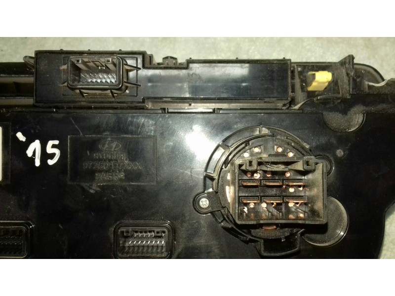 Recambio de mando climatizador para hyundai tucson essence bluedrive 2wd referencia OEM IAM 97250D7XXX 97250D7000 