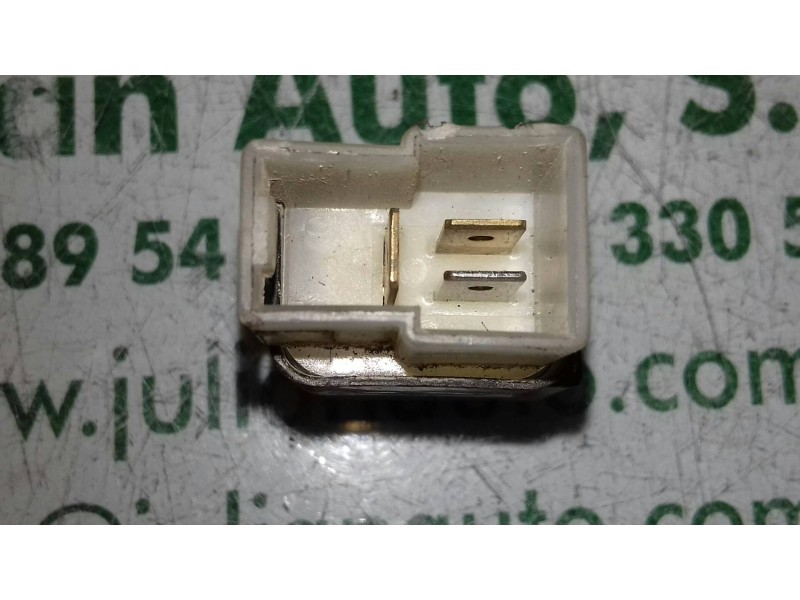 Recambio de rele para nissan micra (k12e) acenta referencia OEM IAM 2563079960 12V15A 3 PINES