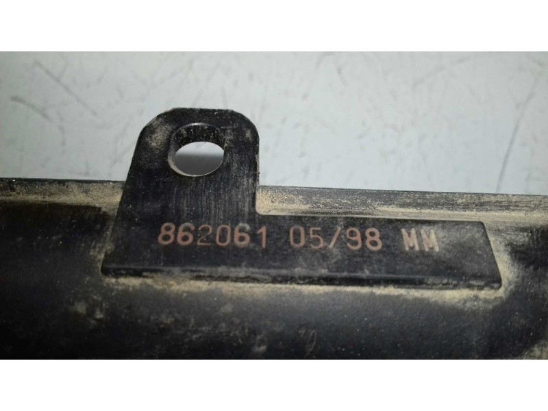 Recambio de rampa inyectora para seat ibiza (6k) clx referencia OEM IAM 030133319L 0280151058 BOSCH