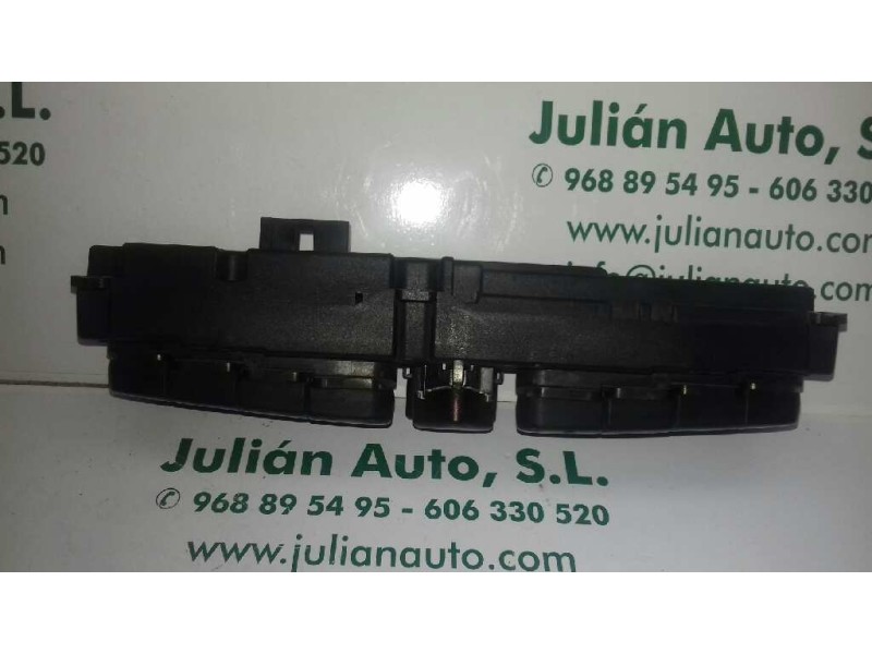 Recambio de warning para mercedes-benz clase c (w203) berlina 220 cdi (203.006) referencia OEM IAM 2038203710 3305010101 