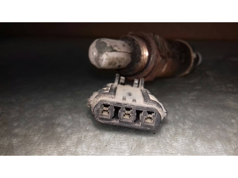 Recambio de sonda lambda para hyundai accent (x3) 1.3 gls automático referencia OEM IAM 9350930004 46727 12V