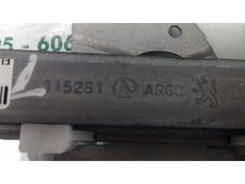 Recambio de elevalunas trasero izquierdo para peugeot 307 (s1) xs referencia OEM IAM 115281 400585R ELCTRICO
