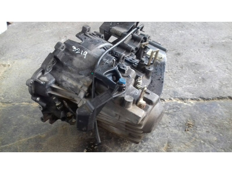 Recambio de caja cambios para volvo s60 berlina 2.4 d referencia OEM IAM M56L2 3.77 5 VELOCIDADES