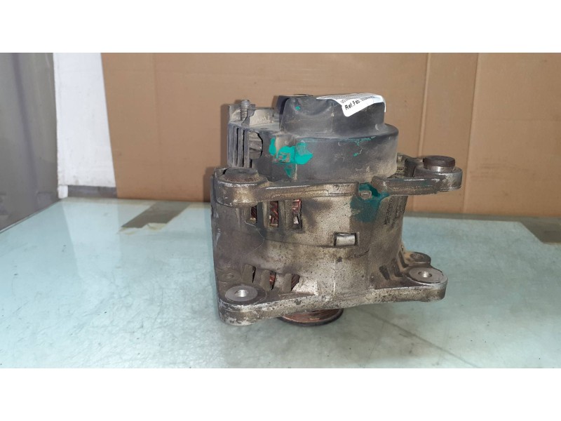 Recambio de alternador para volkswagen polo (6r1) 1.2 12v referencia OEM IAM 03D903025E VALEO 90A
