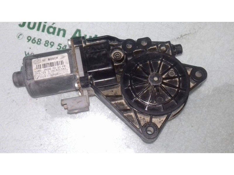 Recambio de motor elevalunas delantero derecho para hyundai i30 classic referencia OEM IAM 824602R000 BOSCH 2 PINES