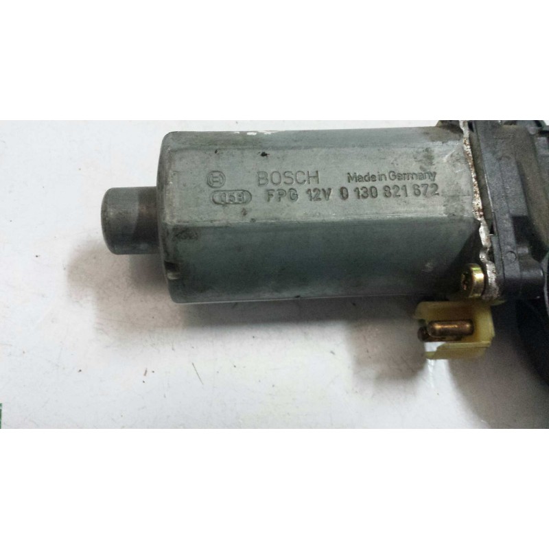 Recambio de motor elevalunas trasero derecho para mercedes-benz clase e (w210) berlina diesel referencia OEM IAM 0130821672  