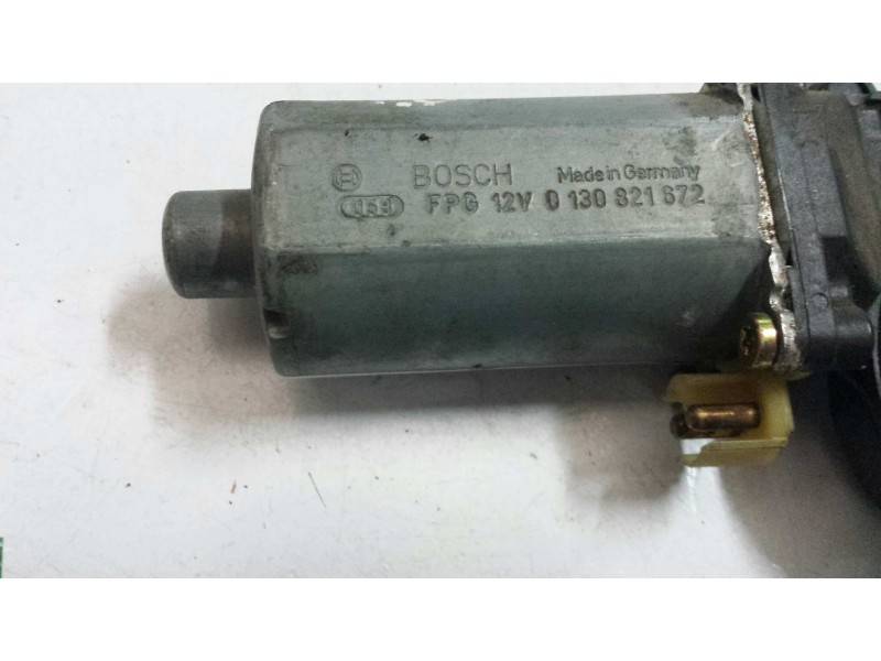 Recambio de motor elevalunas trasero derecho para mercedes-benz clase e (w210) berlina diesel referencia OEM IAM 0130821672  