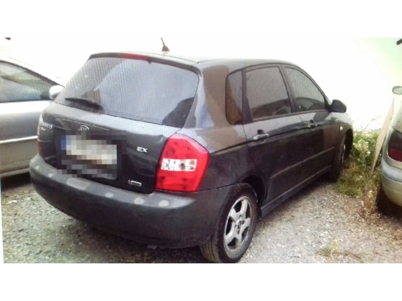 kia cerato del año 2005