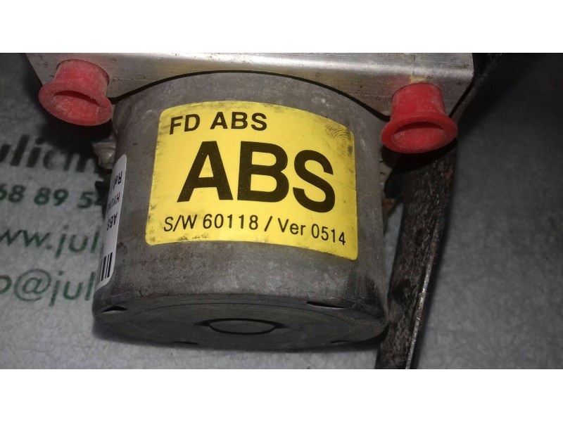 Recambio de abs para hyundai i30 classic referencia OEM IAM 0265231956 589202L300 090312/1/1995