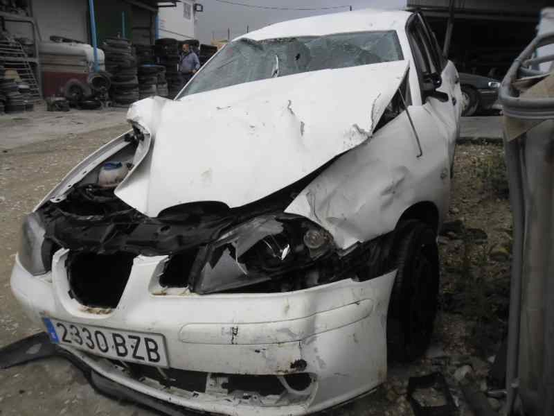 seat ibiza (6l1) del año 2002