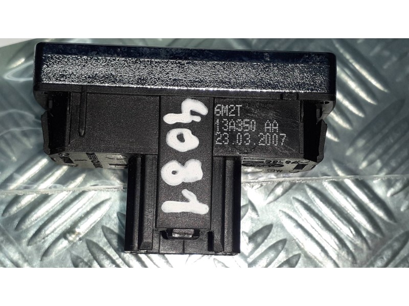 Recambio de warning para ford mondeo ber. (ca2) ghia referencia OEM IAM 6M2T13A350AA  CONECTOR 3 PIES