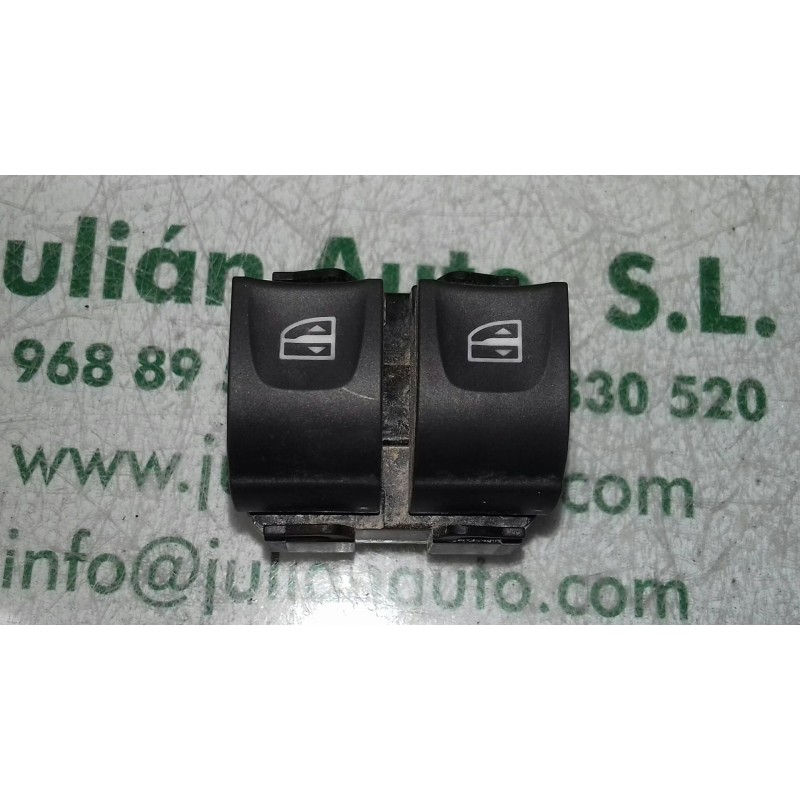 Recambio de mando elevalunas delantero izquierdo para renault captur xmod referencia OEM IAM 254118722R BLANCO 4 + 3 PINES