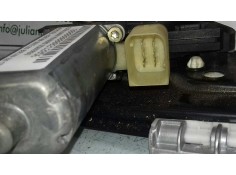 Recambio de elevalunas trasero izquierdo para mercedes-benz clase c (w203) berlina 220 cdi (la) (203.008) referencia OEM IAM 013 2