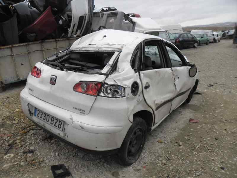 seat ibiza (6l1) del año 2002