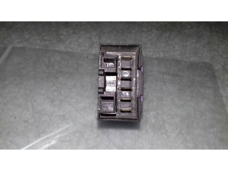 Recambio de mando elevalunas delantero derecho para alfa romeo 156 1.9 jtd 16v distinctive referencia OEM IAM A223  