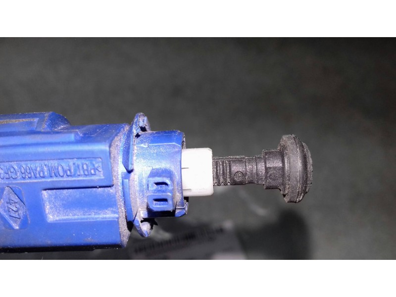 Recambio de interruptor para renault clio iii authentique referencia OEM IAM 8200276359C  