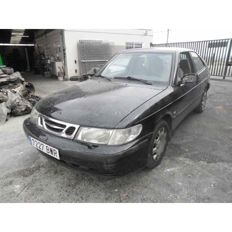 saab 9-3 berlina del año 2002