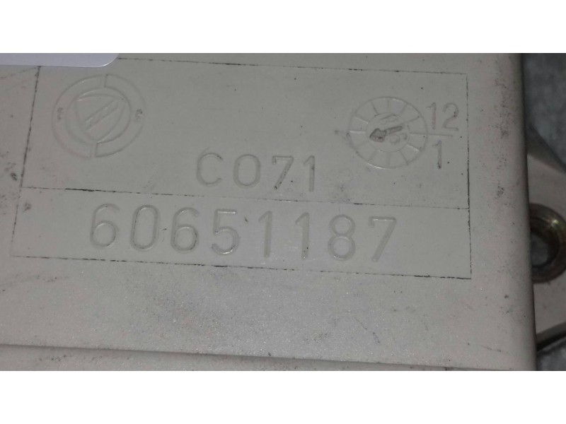 Recambio de modulo electronico para alfa romeo 156 (116) 1.9 jtd cat referencia OEM IAM 60651187 C071 39007370 Recambio de modulo electronico para alfa romeo 156 (116) 1.9 jtd cat referencia OEM IAM 60651187 C071 39007370