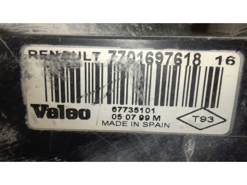 Recambio de faro derecho para renault clio ii fase i (b/cbo) 1.2 referencia OEM IAM 7701697618  