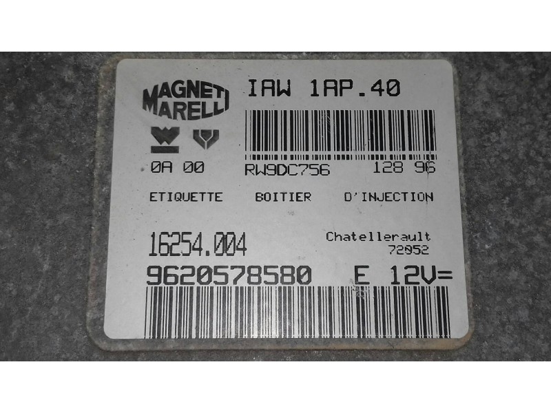 Recambio de centralita motor uce para citroen saxo 1.4 exclusive referencia OEM IAM 16254004 9620578580 