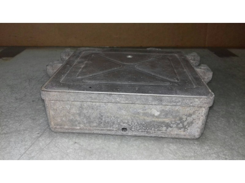 Recambio de centralita motor uce para citroen saxo 1.4 exclusive referencia OEM IAM 16254004 9620578580 