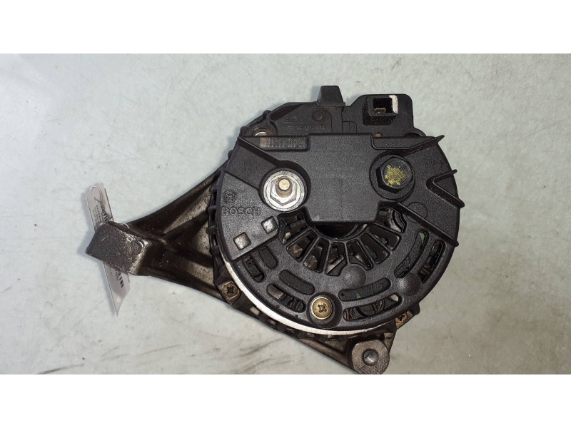 Recambio de alternador para volvo s60 berlina 2.4 d referencia OEM IAM 8622786 BOSCH 75A - 140A