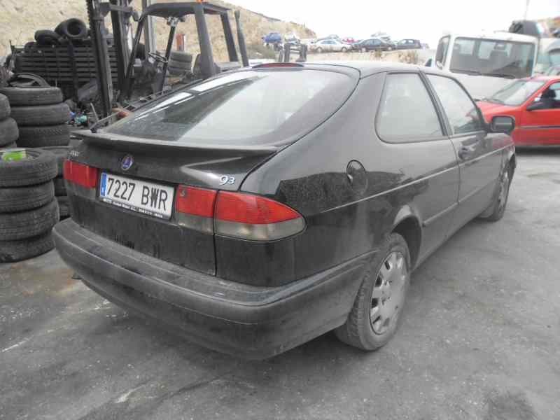 saab 9-3 berlina del año 2002