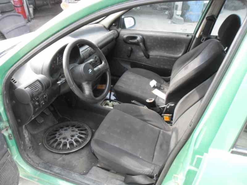 opel corsa b del año 1998