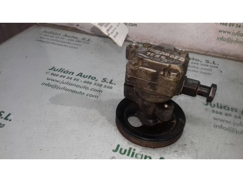 Recambio de bomba direccion para hyundai getz (tb) 1.4 gl referencia OEM IAM 571101C580 66283 