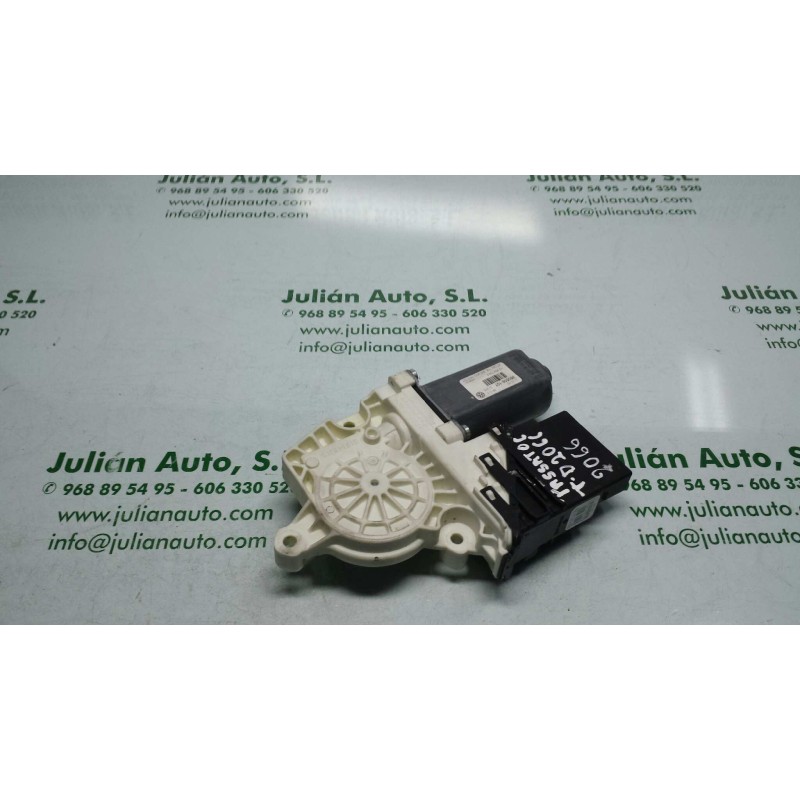 Recambio de motor elevalunas trasero derecho para volkswagen passat berlina (3c2) advance referencia OEM IAM 1K0959704F 99342520