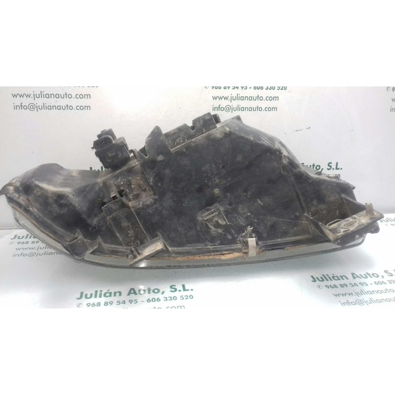 Recambio de faro izquierdo para renault master desde ´98 base, caja cerrada l1h1 rs 3078 referencia OEM IAM 38210748  