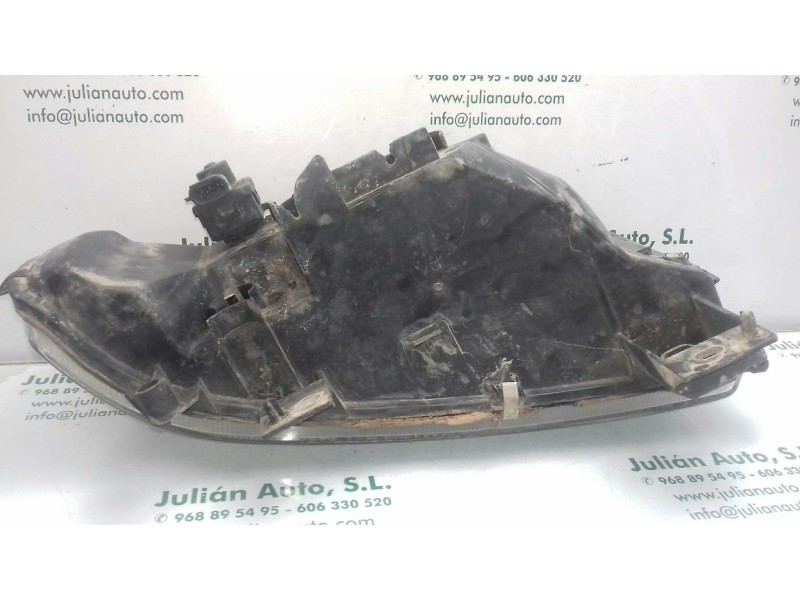 Recambio de faro izquierdo para renault master desde ´98 base, caja cerrada l1h1 rs 3078 referencia OEM IAM 38210748  