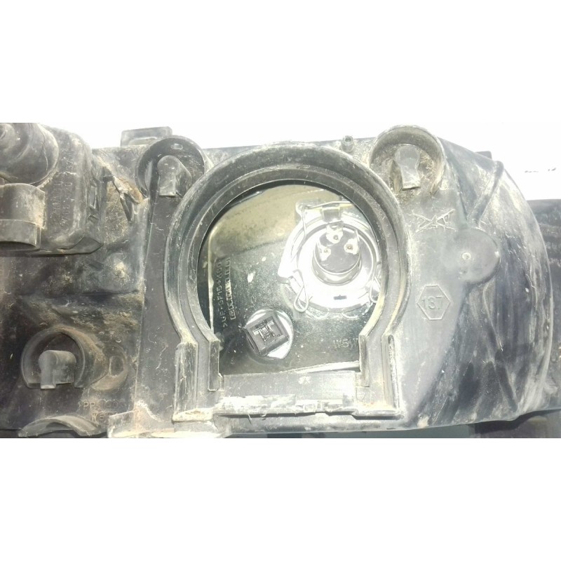Recambio de faro izquierdo para renault master desde ´98 base, caja cerrada l1h1 rs 3078 referencia OEM IAM 38210748  