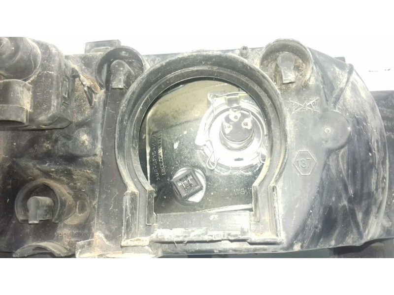 Recambio de faro izquierdo para renault master desde ´98 base, caja cerrada l1h1 rs 3078 referencia OEM IAM 38210748  