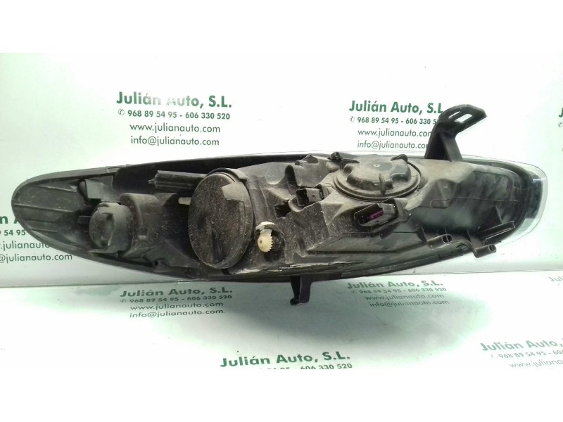 Recambio de faro izquierdo para renault fluence dynamique referencia OEM IAM 260600078  