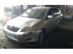 toyota corolla (e12) del año 2004