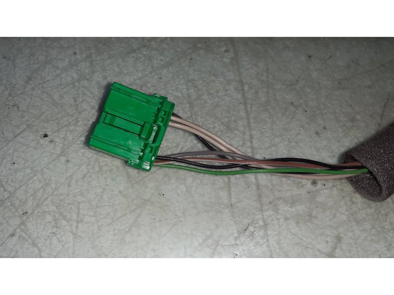 Recambio de retrovisor izquierdo para volvo s60 berlina 2.4 d referencia OEM IAM 015463  ELECTRICO