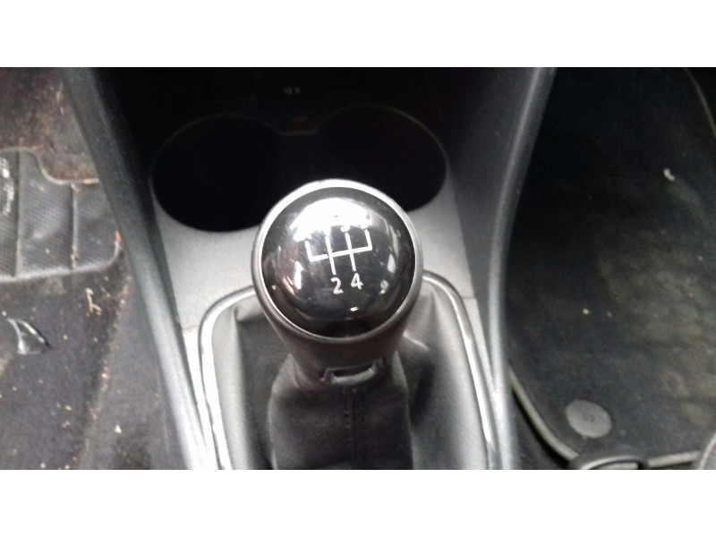 volkswagen polo (6r1) del año 2013