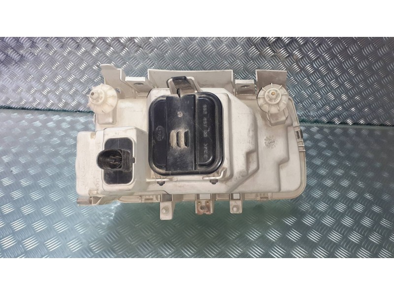 Recambio de faro izquierdo para volkswagen polo berlina (6n1) básico referencia OEM IAM 96249500   Recambio de faro izquierdo para volkswagen polo berlina (6n1) básico referencia OEM IAM 96249500