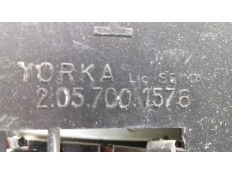 Recambio de piloto trasero izquierdo para renault r11 1.4 tse referencia OEM IAM   