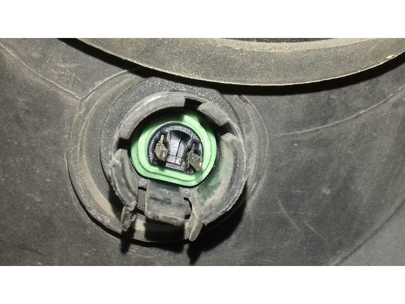 Recambio de faro derecho para renault clio ii fase i (b/cbo) 1.2 referencia OEM IAM 7701697618   Recambio de faro derecho para renault clio ii fase i (b/cbo) 1.2 referencia OEM IAM 7701697618