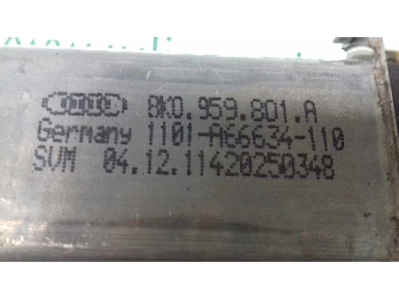 Recambio de motor elevalunas delantero izquierdo para audi a4 ber. (b8) básico referencia OEM IAM 8K0959801A 1101A66634110 05360