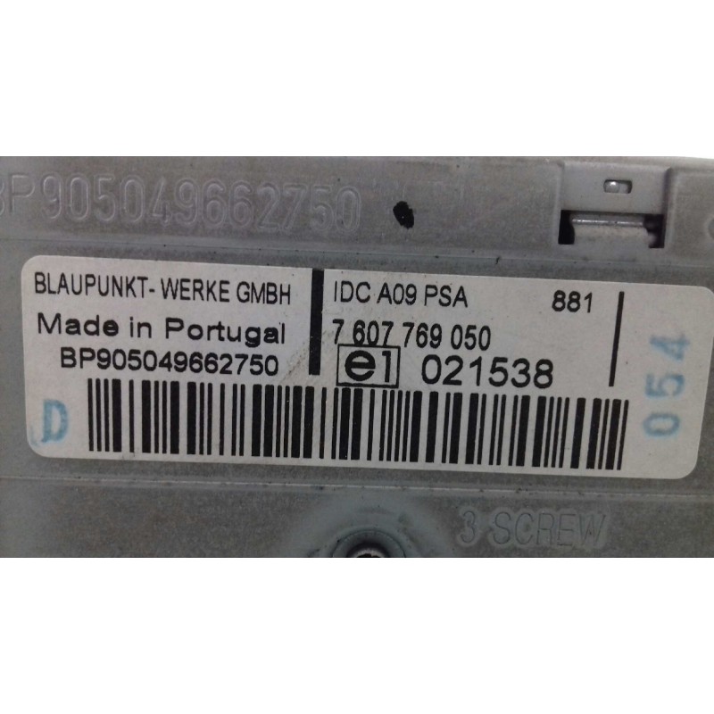 Recambio de sistema audio / radio cd para peugeot 307 cc (s1) 2.0 referencia OEM IAM 7607769050 BP905049662750 BLAUPUNKT