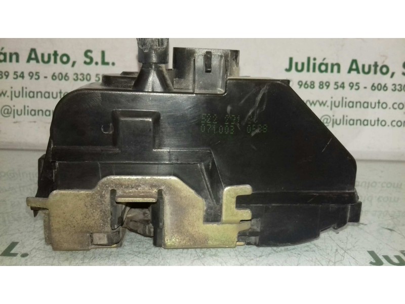 Recambio de cerradura puerta delantera derecha para peugeot 307 cc (s1) 2.0 referencia OEM IAM  4 PINES NEGRO