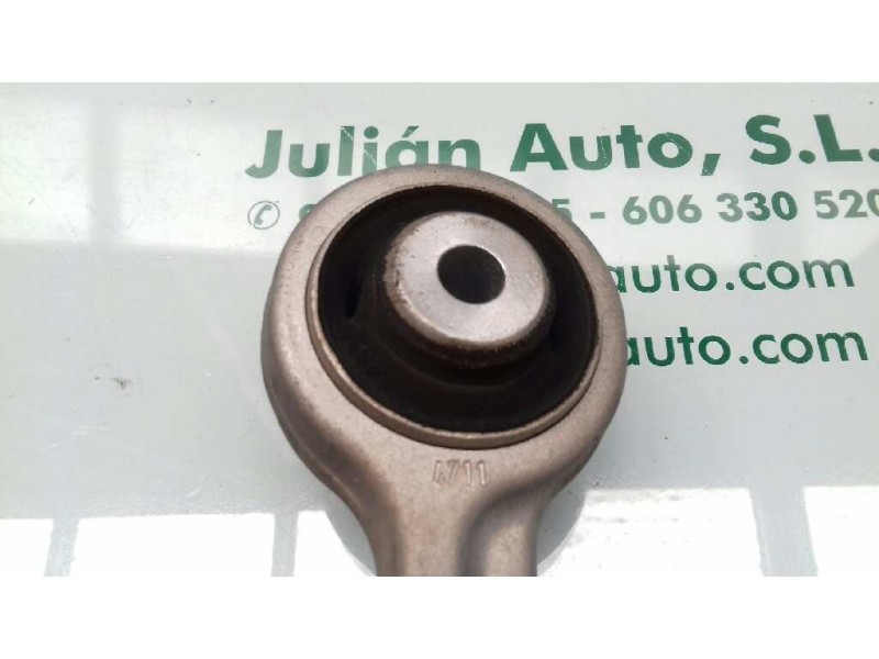 Recambio de brazo suspension superior delantero derecho para audi a4 ber. (b8) básico referencia OEM IAM 8K040751  