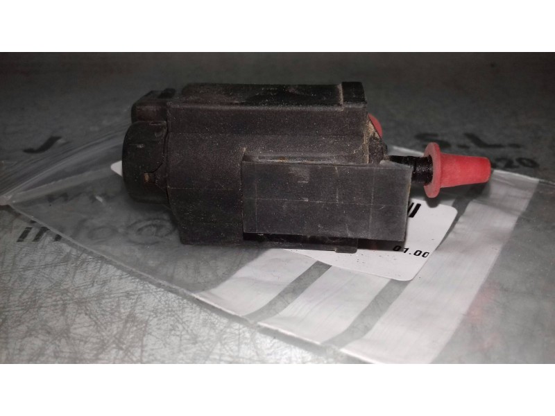 Recambio de valvula aire adicional para nissan cabstar e basculante tl 110.35 referencia OEM IAM 72220400  2 PINES