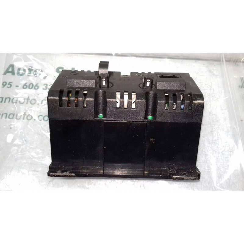 Recambio de pantalla multifuncion para renault laguna (b56) 1.8 anade referencia OEM IAM 7700822081  6 PINES Recambio de pantalla multifuncion para renault laguna (b56) 1.8 anade referencia OEM IAM 7700822081  6 PINES