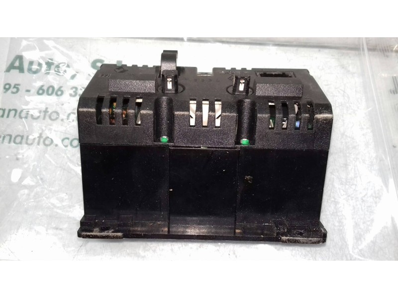 Recambio de pantalla multifuncion para renault laguna (b56) 1.8 anade referencia OEM IAM 7700822081  6 PINES Recambio de pantalla multifuncion para renault laguna (b56) 1.8 anade referencia OEM IAM 7700822081  6 PINES