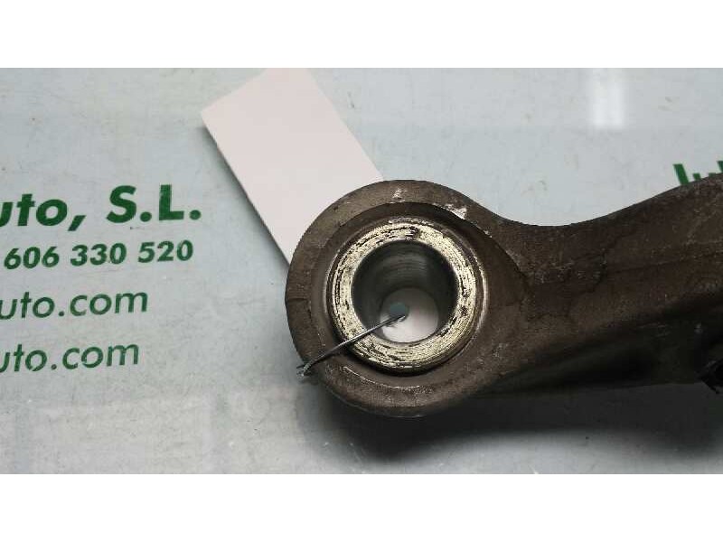 Recambio de brazo suspension inferior delantero derecho para audi a4 ber. (b8) básico referencia OEM IAM 8K0407156C  DELANTERO