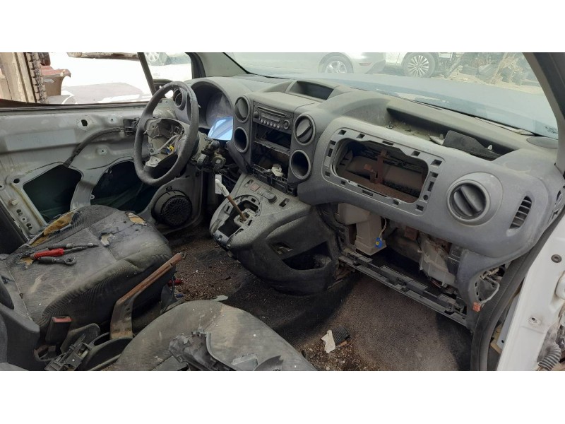 peugeot partner kasten del año 2011